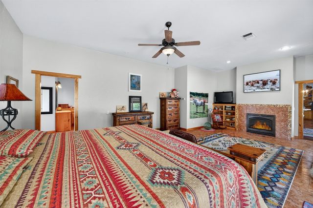 200 Cayuga Trail, Lake Kiowa, TX 76240