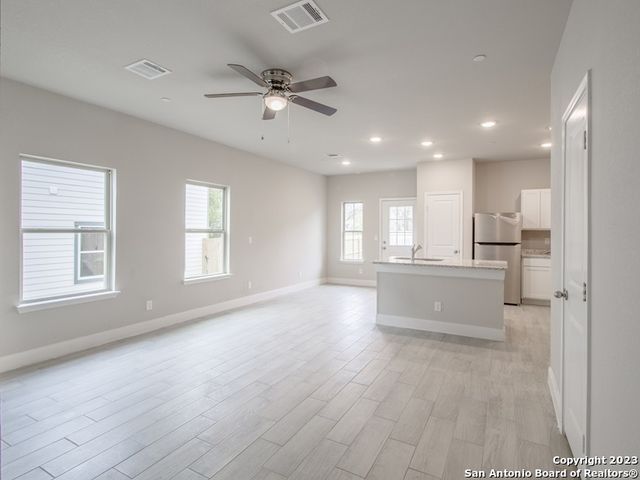 7507 Savannah Brooks # 7507, San Antonio, TX 78233
