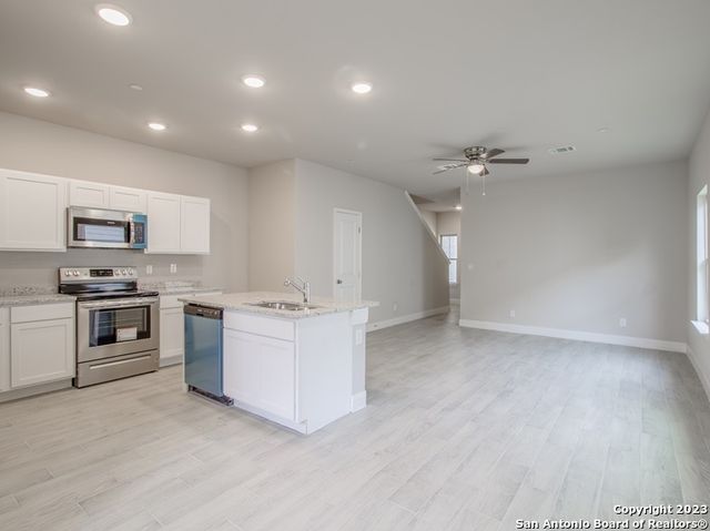 7507 Savannah Brooks # 7507, San Antonio, TX 78233