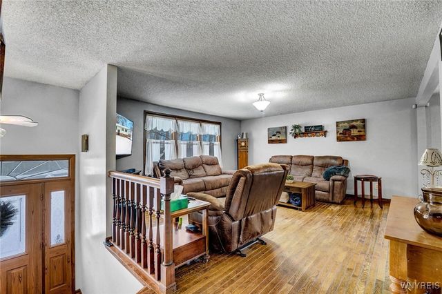 521 Stolle Road, Elma, NY 14059