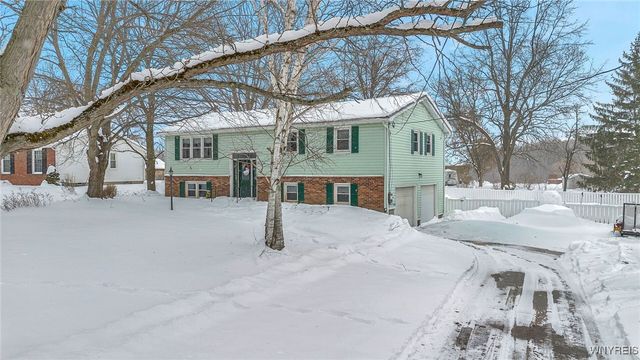 521 Stolle Road, Elma, NY 14059