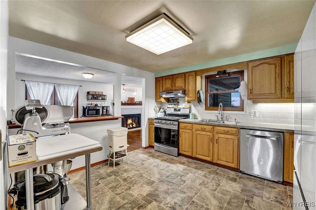 521 Stolle Road, Elma, NY 14059