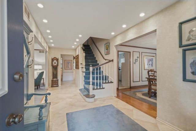 2724 Old Glenview Road, Wilmette, IL 60091