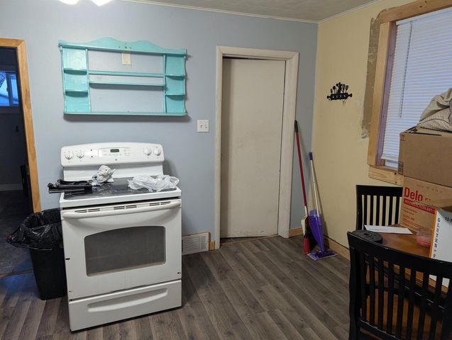 922 MacArthur Ave, Ashland, WI 54806