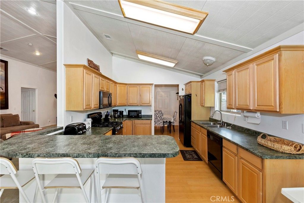 Image 9 of property listing at 329 E Sherwood Boulevard, Big Bear City, CA 92314