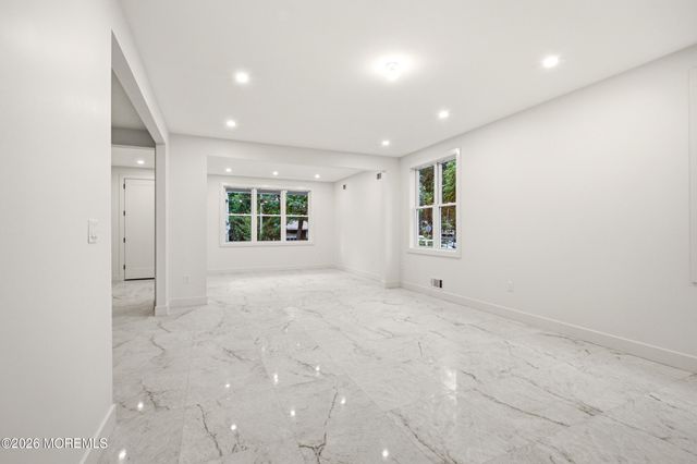 1501 Berkowitz Avenue, Lakewood, NJ 08701