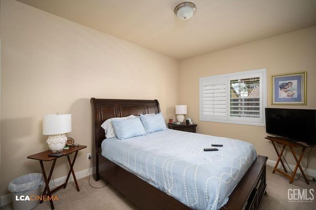 5401 Twinkle Lane, Bakersfield, CA 93313