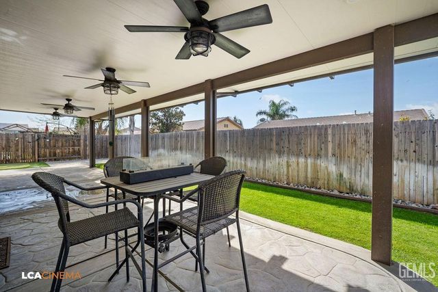 5401 Twinkle Lane, Bakersfield, CA 93313