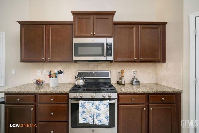 5401 Twinkle Lane, Bakersfield, CA 93313