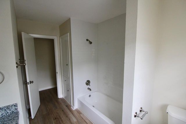 1215 Maplewood Lane, Pasadena, TX 77502