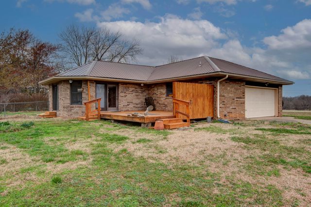 8440 W Farm Road 76, Willard, MO 65781