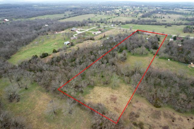 8440 W Farm Road 76, Willard, MO 65781