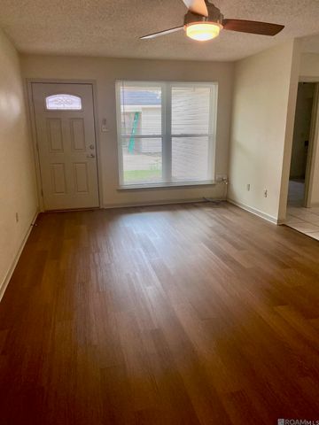 1835 Fountain Ave, Baton Rouge, LA 70810