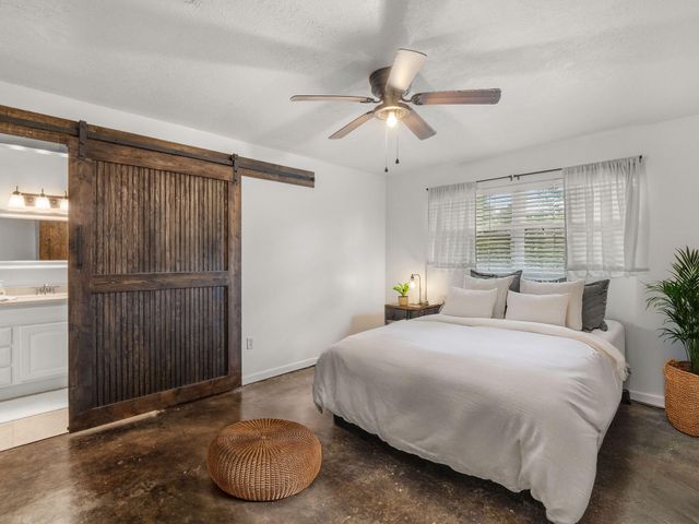 1844 Woodlawn St, Deridder, LA 70634