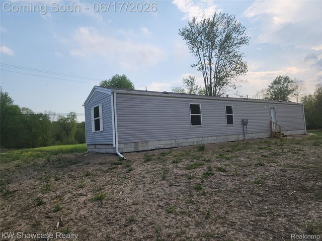 7240 PUTTYGUT Road, China Township, MI 48054