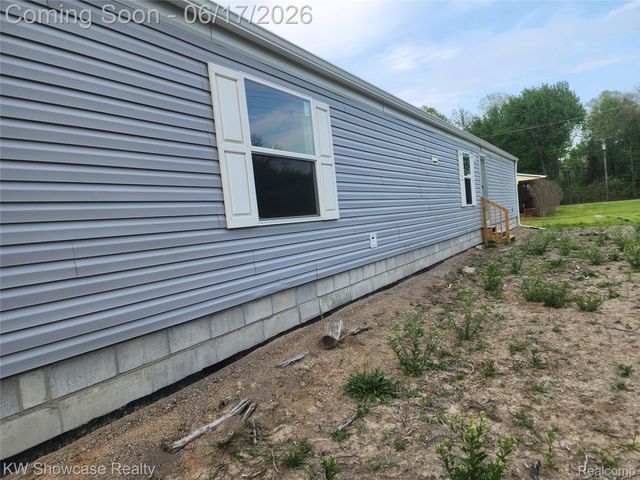 7240 PUTTYGUT Road, China Township, MI 48054