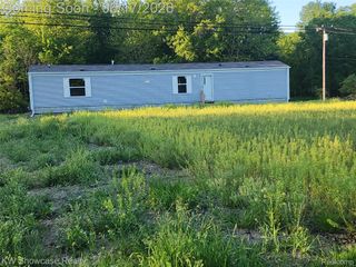 7240 PUTTYGUT Road, China Township, MI 48054