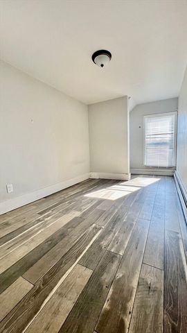 164 Pleasant 3, Attleboro, MA 02703