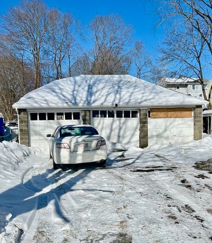 164 Pleasant 3, Attleboro, MA 02703