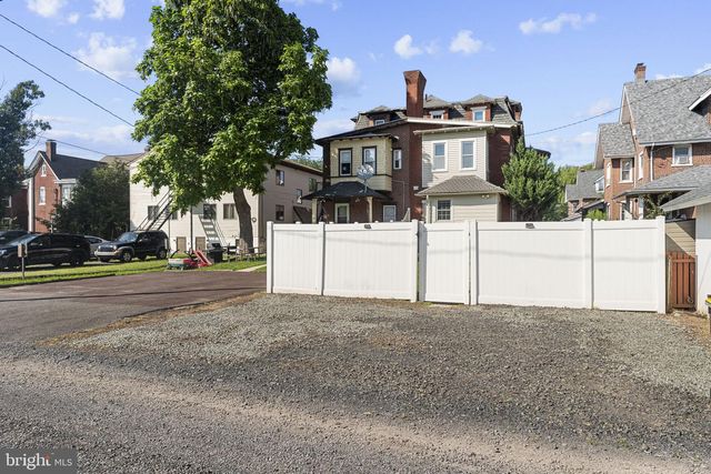 328 COLUMBIA AVE, Lansdale, PA 19446