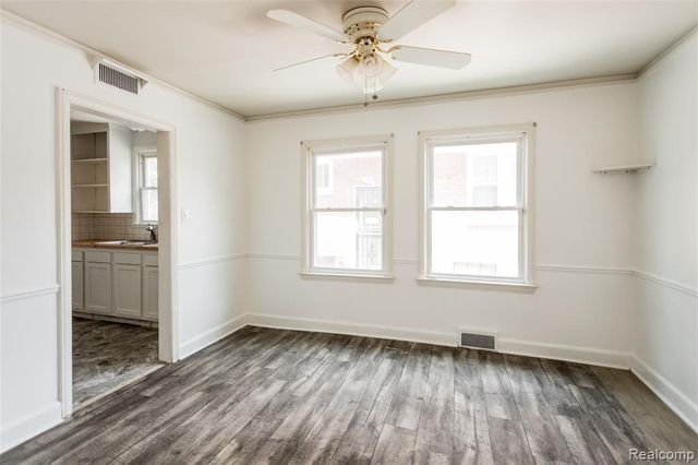 3961 Chatsworth Street, Detroit, MI 48224