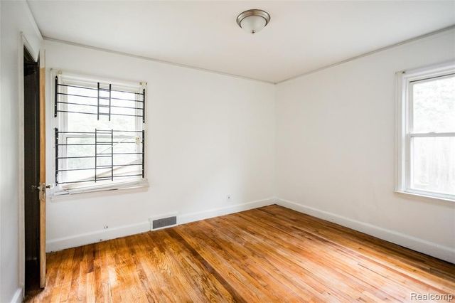 3961 Chatsworth Street, Detroit, MI 48224