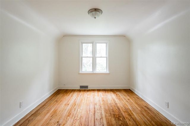 3961 Chatsworth Street, Detroit, MI 48224