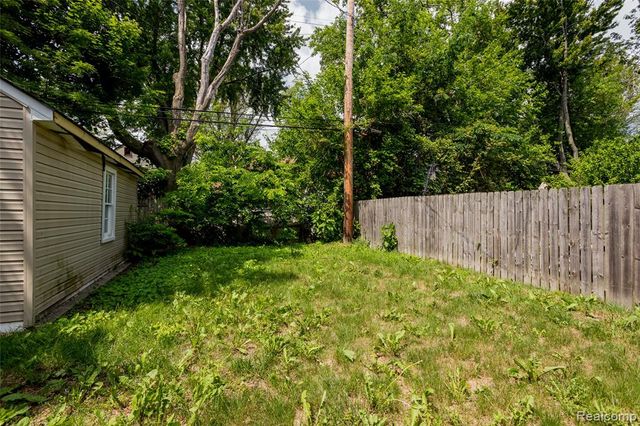 3961 Chatsworth Street, Detroit, MI 48224