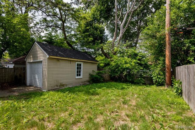 3961 Chatsworth Street, Detroit, MI 48224