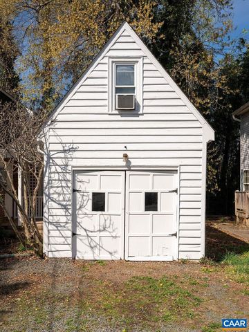 2401 FONTAINE AVE, Charlottesville, VA 22903