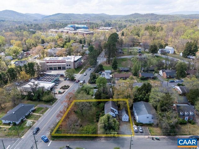 2401 FONTAINE AVE, Charlottesville, VA 22903
