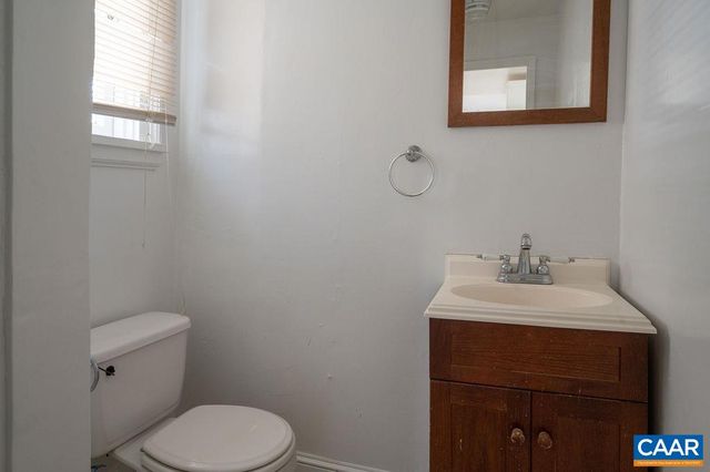 2401 FONTAINE AVE, Charlottesville, VA 22903