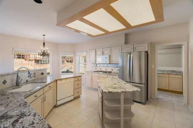 2034 Rivers Edge Drive NE, Rio Rancho, NM 87144