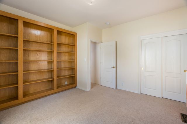 2034 Rivers Edge Drive NE, Rio Rancho, NM 87144