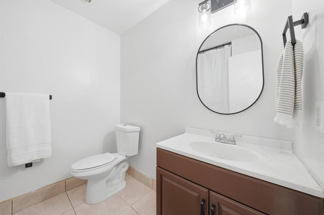 4737 NW 82nd Avenue 1207, Lauderhill, FL 33351