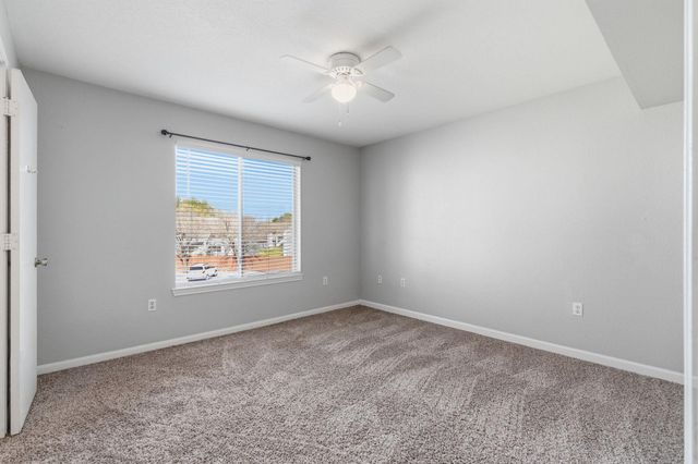 517 Southwest Parkway 204, College Station, TX 77840