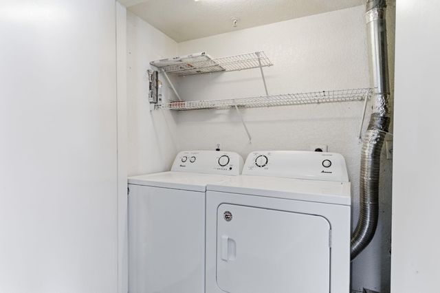 517 Southwest Parkway 204, College Station, TX 77840