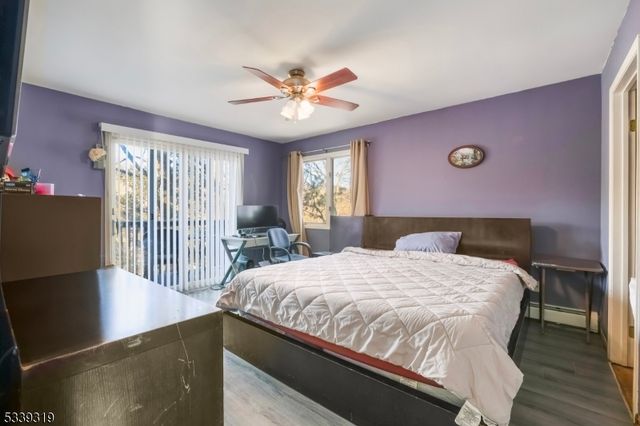 364 Skyline Lake Dr, Ringwood Boro, NJ 07456