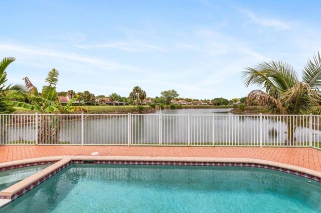 7597 NW 25th Street, Margate, FL 33063