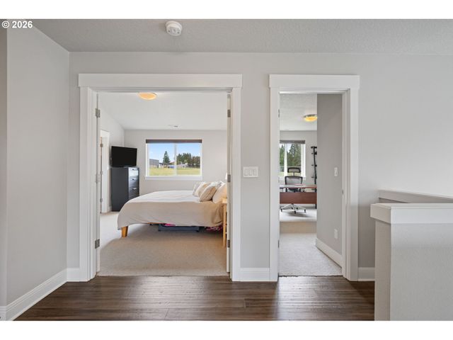 11206 Nw 325TH Ave, North Plains, OR 97133