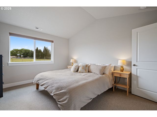 11206 Nw 325TH Ave, North Plains, OR 97133