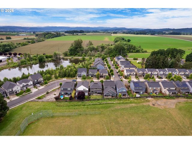 11206 Nw 325TH Ave, North Plains, OR 97133