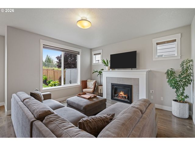11206 Nw 325TH Ave, North Plains, OR 97133