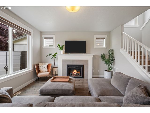 11206 Nw 325TH Ave, North Plains, OR 97133