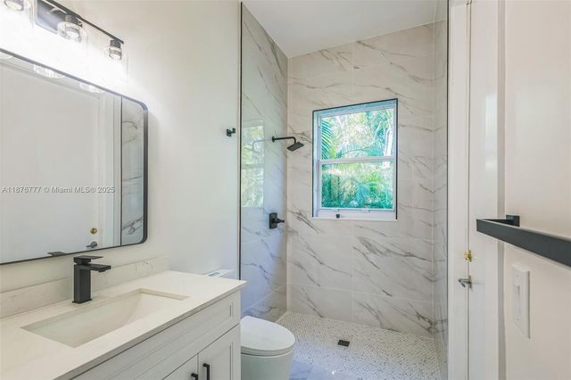 6360 NW 120th Dr, Coral Springs, FL 33076