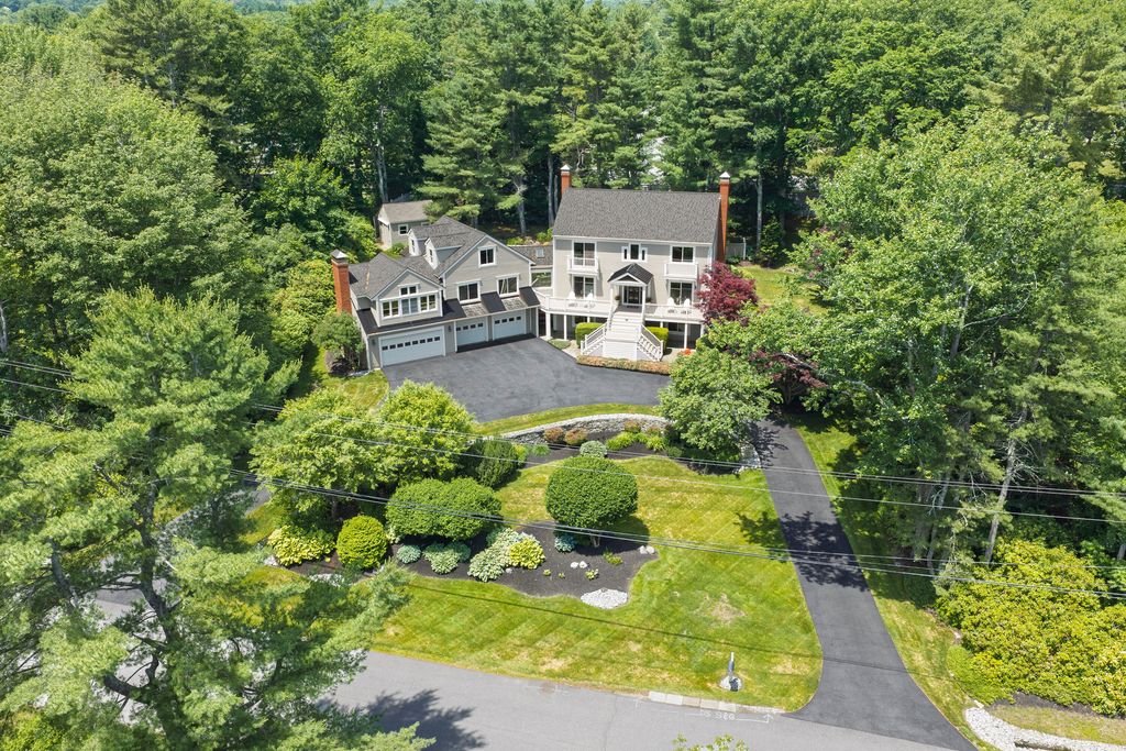 4 Ledge Road, Cumberland, ME 04110 — exterior