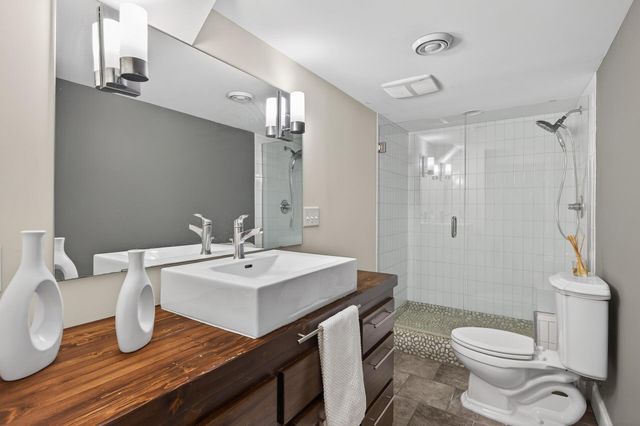 5330 Manitou Road, Tonka Bay, MN 55331