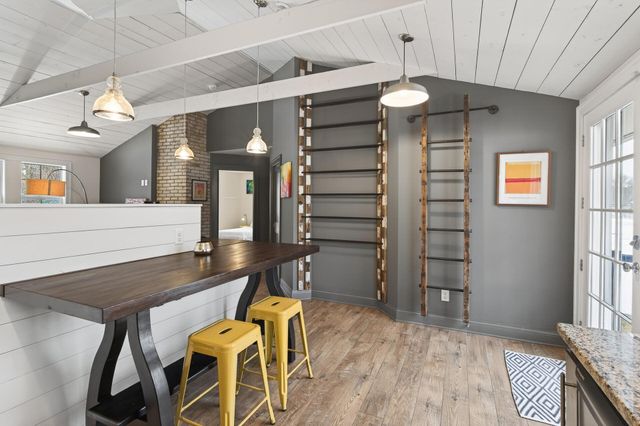 5330 Manitou Road, Tonka Bay, MN 55331