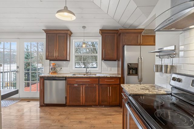 5330 Manitou Road, Tonka Bay, MN 55331