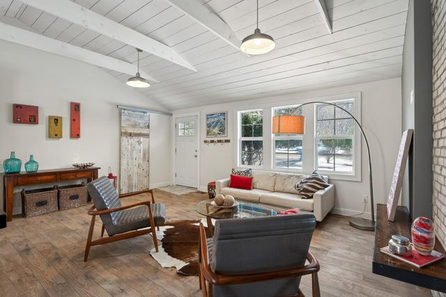 5330 Manitou Road, Tonka Bay, MN 55331